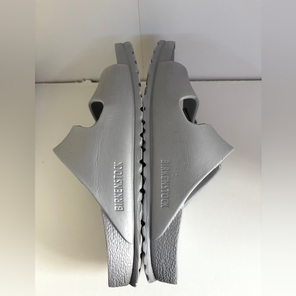 🩶BIRKENSTOCK ARIZONA Metallic Silver Sandals with Buckle Straps Size US6🩶 - Picture 9 of 14